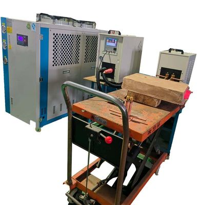 İyi fiyat Su soğutmalı indüksiyon ısıtıcı fırın 1-400KHZ 90A Çıkış Akımı çevrimiçi