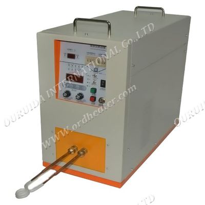 Isıtma prensibi manyetik alan indüksiyonu ultra yüksek frekanslı ısıtma makinesi hafif gelişmiş zeka