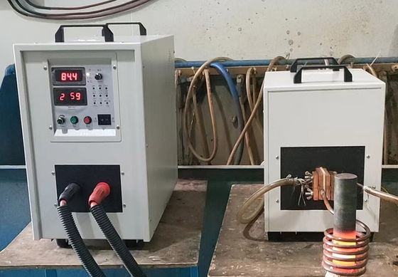 Dikey Tip Yapıya Sahip 75A Yüksek Frekanslı İndüksiyon Isıtma Makinesi ve 7/24 Çevrimiçi Hizmet için 23 Yıllık Tecrübe