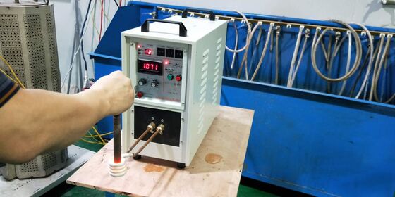 İyi fiyat Yüksek frekanslı indüksiyon kaynak makinesi Hf-15kw çevrimiçi